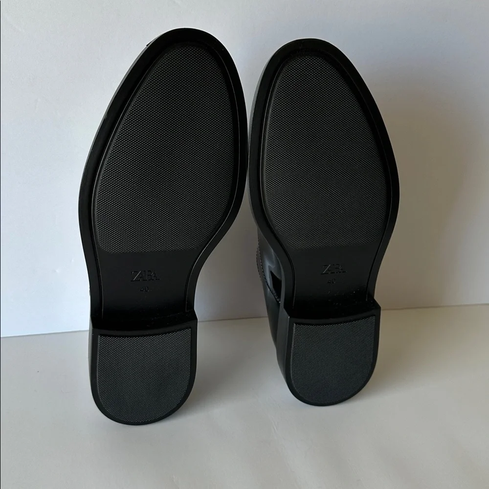 Zara elegant black